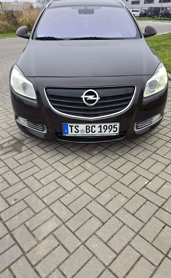 Opel Insignia - Makinë me portobagazh: foto 2 Opel Insignia - Makinë me portobagazh: foto 2