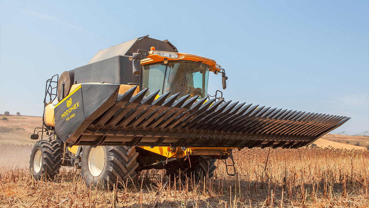 Modonex MX-630 - Korrëse luledielli: foto 1 Modonex MX-630 - Korrëse luledielli: foto 1