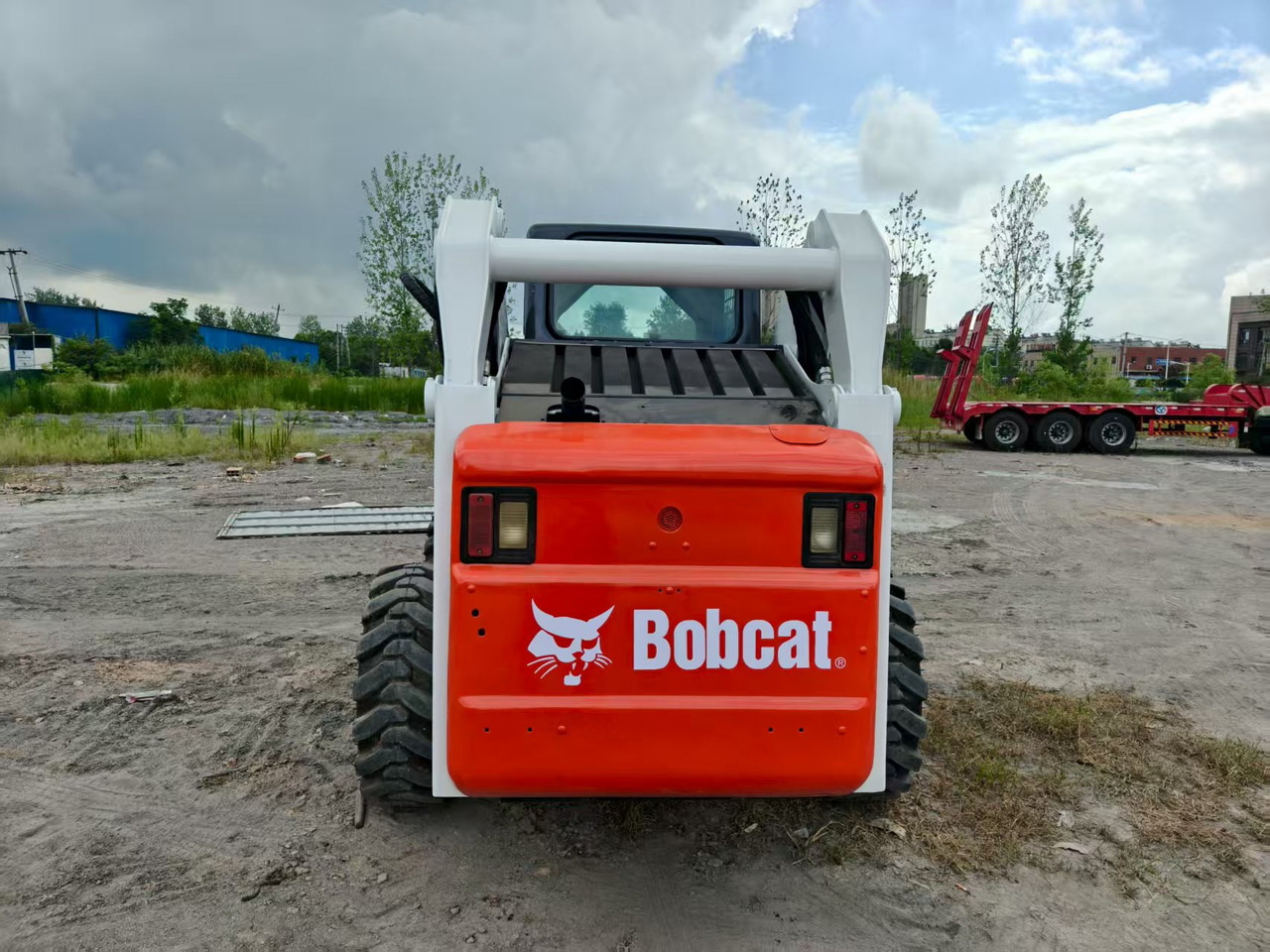 BOBCAT skid steer loader S300 Mining/Agriculture/Urban Construction - Mini fadrom: foto 3 BOBCAT skid steer loader S300 Mining/Agriculture/Urban Construction - Mini fadrom: foto 3