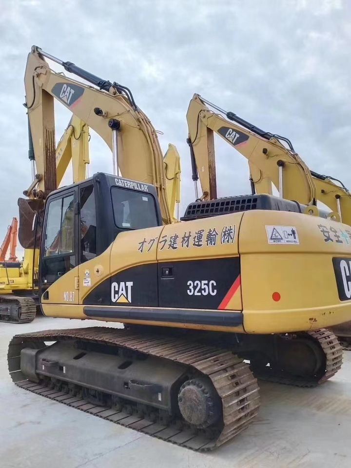 CATERPILLAR 325C used excavator low price for sale - Ekskavator me zinxhirë: foto 3 CATERPILLAR 325C used excavator low price for sale - Ekskavator me zinxhirë: foto 3