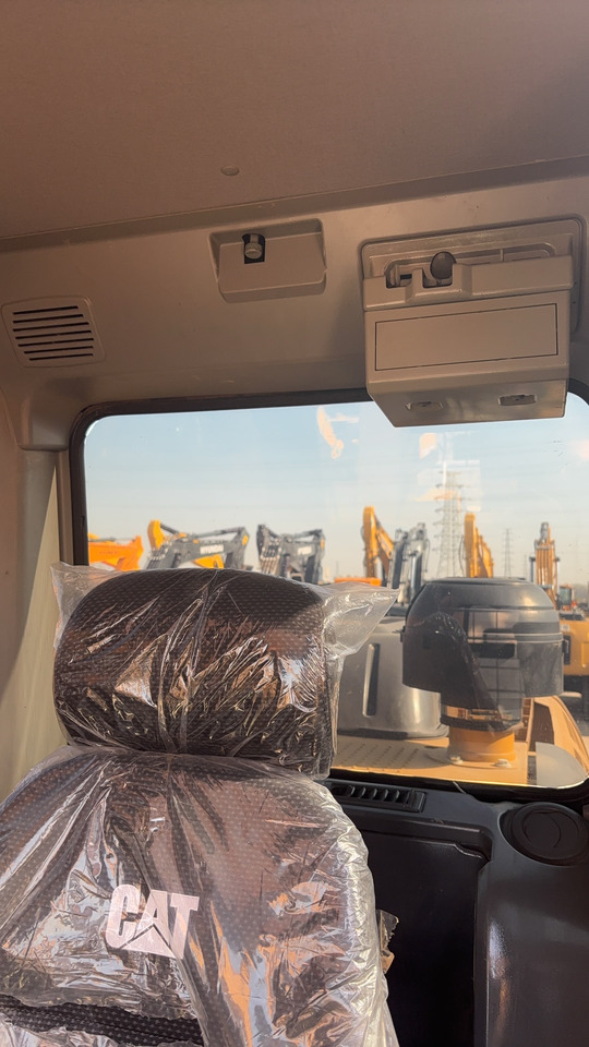 CATERPILLAR 330D2L used excavator source supply - Ekskavator me zinxhirë: foto 5 CATERPILLAR 330D2L used excavator source supply - Ekskavator me zinxhirë: foto 5