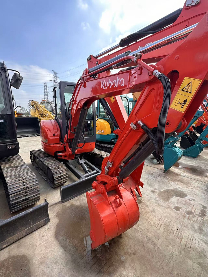 KUBOTA u35-5 japan brand mini excavator kubota Small home farm - Miniekskavator: foto 2 KUBOTA u35-5 japan brand mini excavator kubota Small home farm - Miniekskavator: foto 2