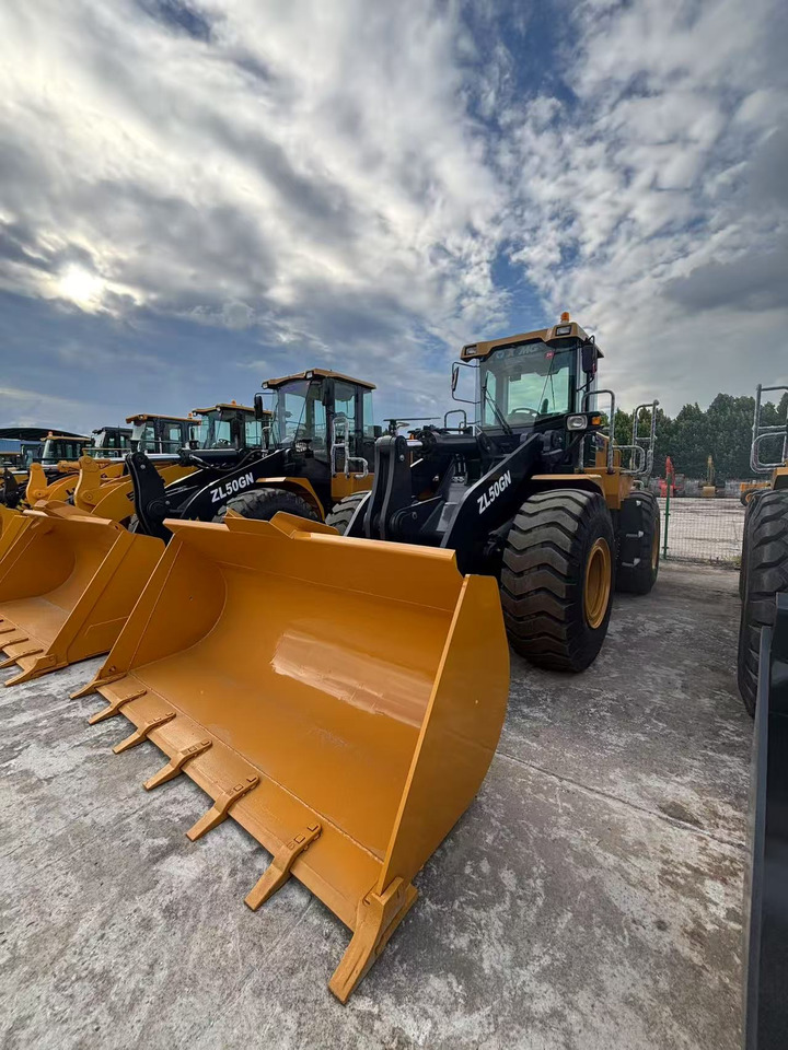 XCMG ZL50GN low hour front loader for sale - Fadrom me goma: foto 1 XCMG ZL50GN low hour front loader for sale - Fadrom me goma: foto 1