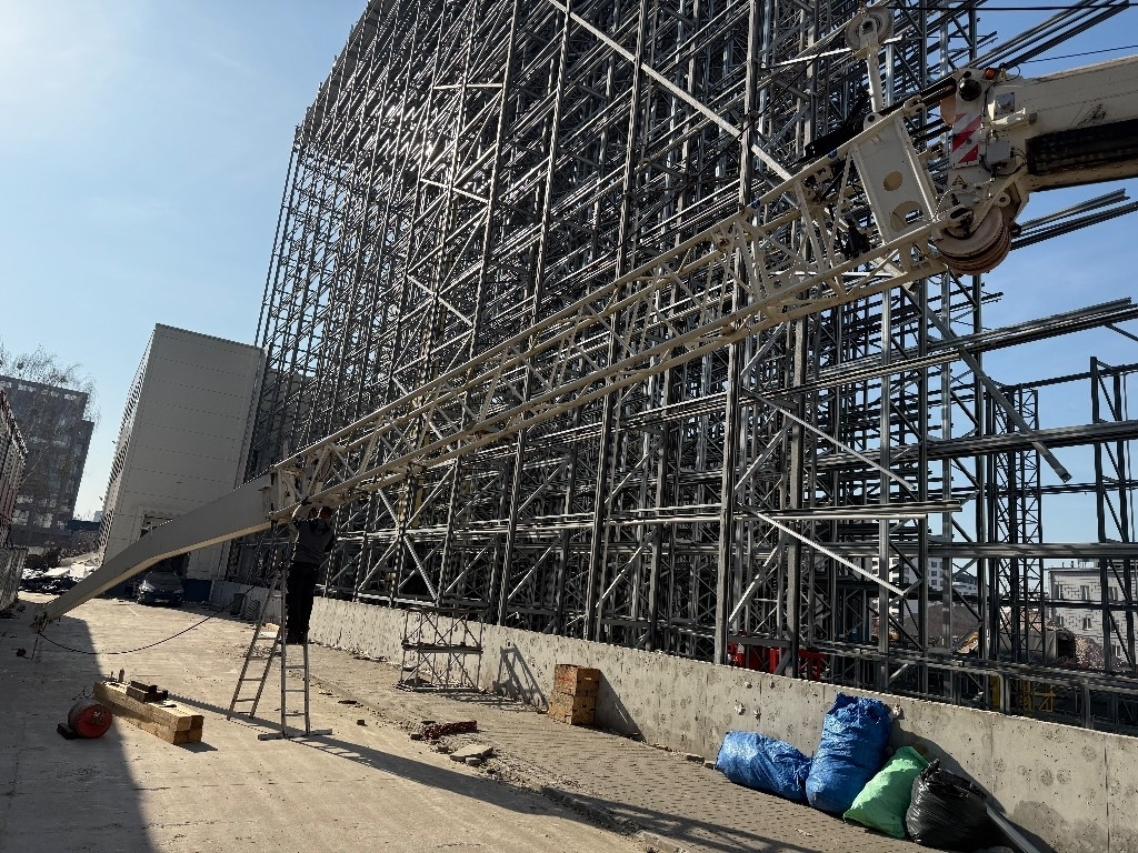 Demag AC 200-1 - Vinç për të gjitha terrenet: foto 3 Demag AC 200-1 - Vinç për të gjitha terrenet: foto 3