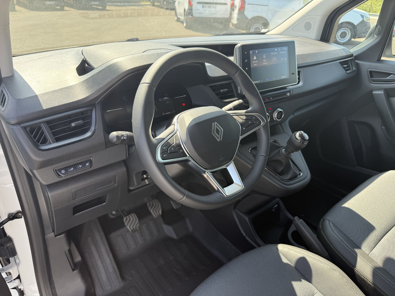 RENAULT KANGOO VAN 1.5DCI95 L1 FOURGON - Furgon i vogël: foto 5 RENAULT KANGOO VAN 1.5DCI95 L1 FOURGON - Furgon i vogël: foto 5