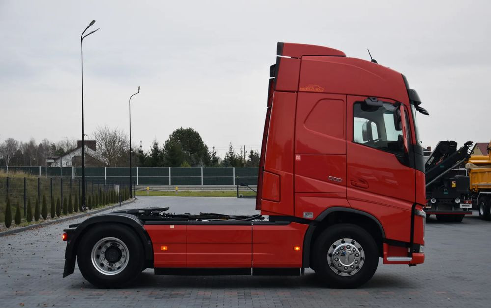 Volvo FH500 / FULL ADR / HYDRAULIKA / EURO 6 / ACC / LEDY / ALUFELGI / SERWISOWANY / SPROWADZONY - Gjysmë-kamion: foto 4 Volvo FH500 / FULL ADR / HYDRAULIKA / EURO 6 / ACC / LEDY / ALUFELGI / SERWISOWANY / SPROWADZONY - Gjysmë-kamion: foto 4