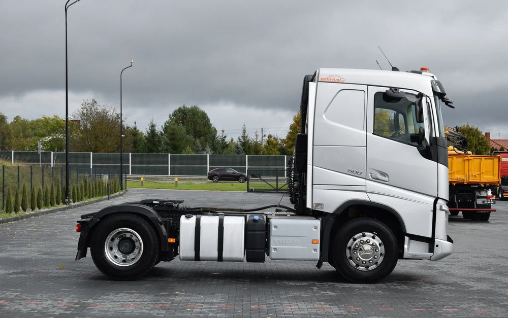 Volvo FH500 / NISKA KABINA / HYDRAULIKA / EURO 6 / ACC / LEDY / ALUFELGI / SERWISOWANY / SPROWADZONY - Gjysmë-kamion: foto 4 Volvo FH500 / NISKA KABINA / HYDRAULIKA / EURO 6 / ACC / LEDY / ALUFELGI / SERWISOWANY / SPROWADZONY - Gjysmë-kamion: foto 4