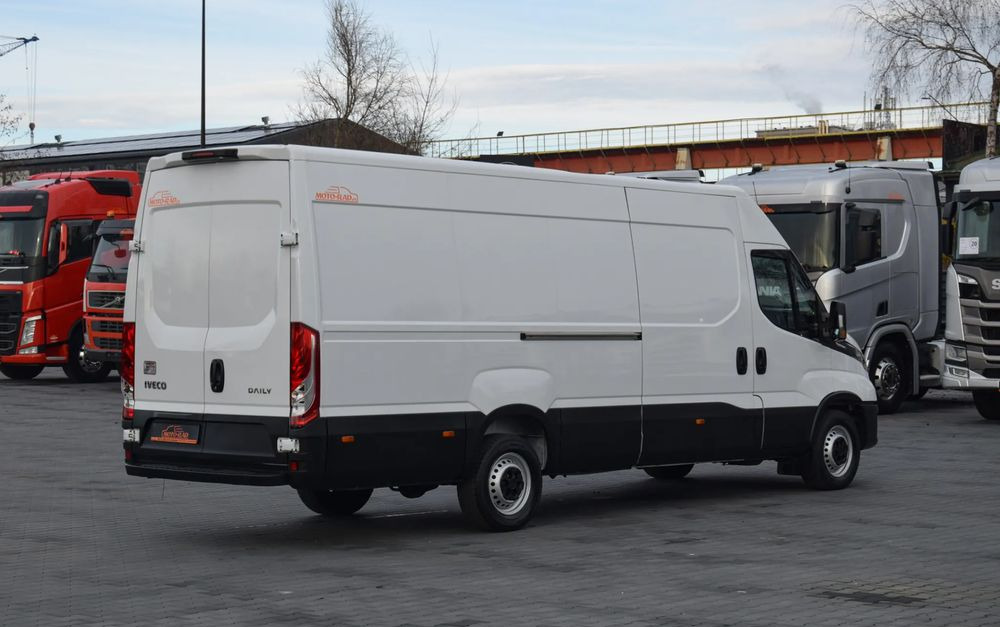 Iveco DAILY MAXI 35S14 / 2.3 - 140 KM / AUTOMAT HI-MATIC / NOWY MODEL / 3 OSOBY / DOSTAWCZE / BLASZAK / KAMERA COFANIA / TEMPOMAT / KLIMA / 2022 / SERWISOWANY / SPROWADZONY Z NIEMIEC - Furgon: foto 5 Iveco DAILY MAXI 35S14 / 2.3 - 140 KM / AUTOMAT HI-MATIC / NOWY MODEL / 3 OSOBY / DOSTAWCZE / BLASZAK / KAMERA COFANIA / TEMPOMAT / KLIMA / 2022 / SERWISOWANY / SPROWADZONY Z NIEMIEC - Furgon: foto 5
