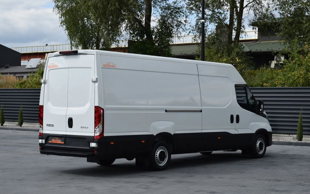 Iveco DAILY MAXI 35S16 / 2.3 - 160 KM / AUTOMAT HI-MATIC / NOWY MODEL / 3 OSOBY / DOSTAWCZE / BLASZAK / KLIMA / 2023 / SERWISOWANY / SPROWADZONY Z NIEMIEC - Furgon: foto 5 Iveco DAILY MAXI 35S16 / 2.3 - 160 KM / AUTOMAT HI-MATIC / NOWY MODEL / 3 OSOBY / DOSTAWCZE / BLASZAK / KLIMA / 2023 / SERWISOWANY / SPROWADZONY Z NIEMIEC - Furgon: foto 5