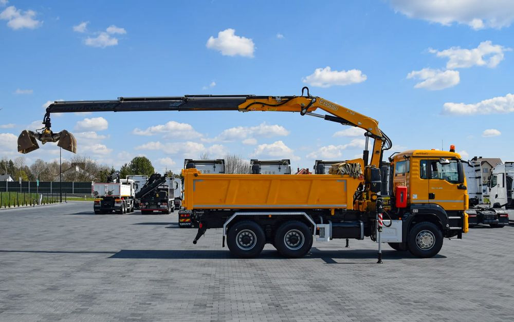 MAN TGS 26.400 / 6x4 / EURO 6 / UDT / HDS FASSI 165 / WYSUW x3 / ROTATOR / CHWYTAK / STEROWANIE RADIOWE / WZMOCNIONA RAMA / WYWROTKA / HYDROBURTA / AUTOMAT / 2017 / NOWE OPONY - 100% / NISKI PRZEBIEG - Kamion vetëshkarkues: foto 4 MAN TGS 26.400 / 6x4 / EURO 6 / UDT / HDS FASSI 165 / WYSUW x3 / ROTATOR / CHWYTAK / STEROWANIE RADIOWE / WZMOCNIONA RAMA / WYWROTKA / HYDROBURTA / AUTOMAT / 2017 / NOWE OPONY - 100% / NISKI PRZEBIEG - Kamion vetëshkarkues: foto 4