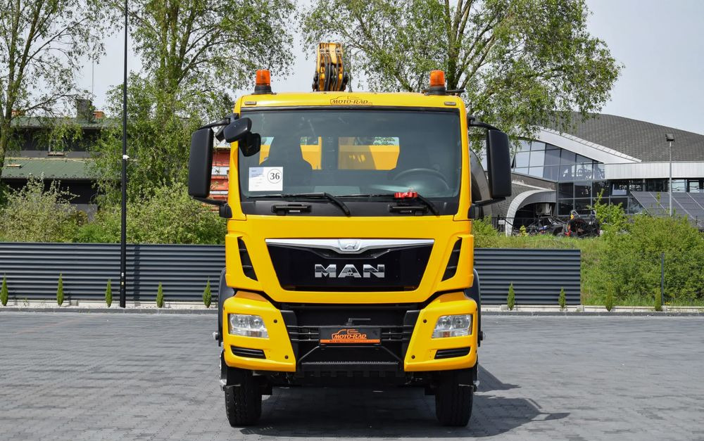 MAN TGS 26.400 / 6x4 / EURO 6 / UDT / HDS FASSI 165 / WYSUW x3 / ROTATOR / CHWYTAK / STEROWANIE RADIOWE / WZMOCNIONA RAMA / WYWROTKA / HYDROBURTA / AUTOMAT / 2017 / NOWE OPONY - 100% / NISKI PRZEBIEG - Kamion vetëshkarkues: foto 2 MAN TGS 26.400 / 6x4 / EURO 6 / UDT / HDS FASSI 165 / WYSUW x3 / ROTATOR / CHWYTAK / STEROWANIE RADIOWE / WZMOCNIONA RAMA / WYWROTKA / HYDROBURTA / AUTOMAT / 2017 / NOWE OPONY - 100% / NISKI PRZEBIEG - Kamion vetëshkarkues: foto 2