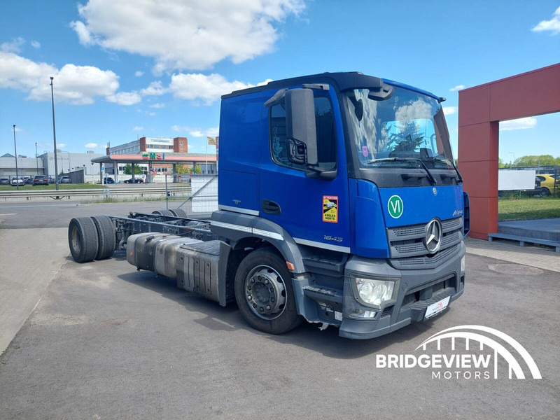 Mercedes-Benz Actros 1843 - Kamion kabinë-shasi: foto 3 Mercedes-Benz Actros 1843 - Kamion kabinë-shasi: foto 3