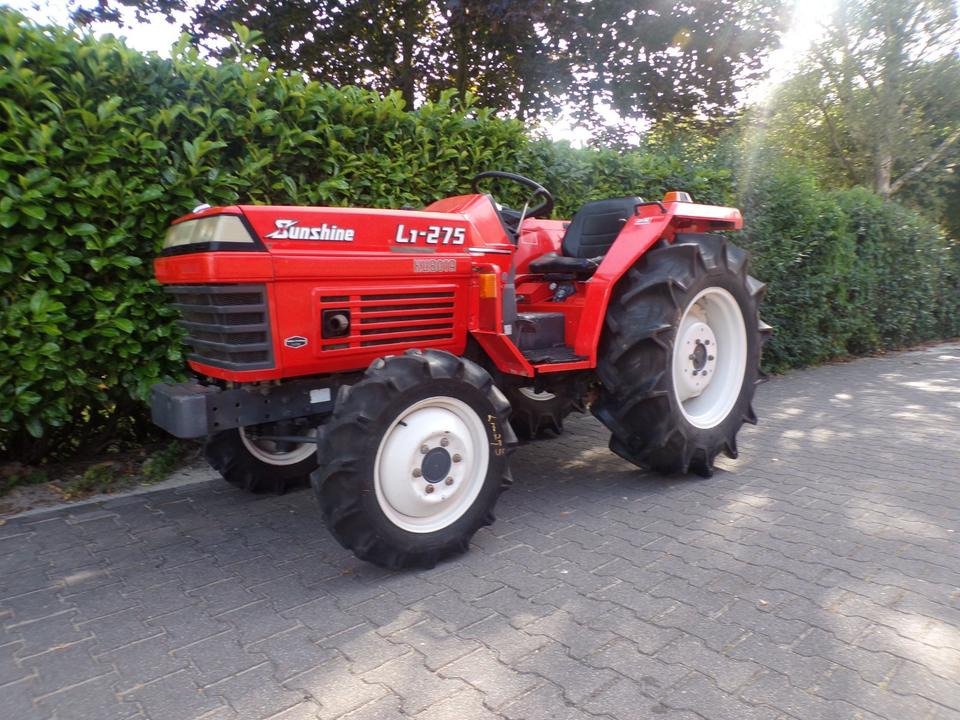 Kleintraktor Kubota L1-275 - Minitraktor: foto 1 Kleintraktor Kubota L1-275 - Minitraktor: foto 1