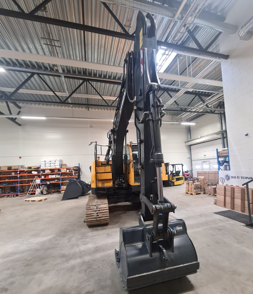 HYUNDAI HX130ALCR - Ekskavator me zinxhirë: foto 5 HYUNDAI HX130ALCR - Ekskavator me zinxhirë: foto 5