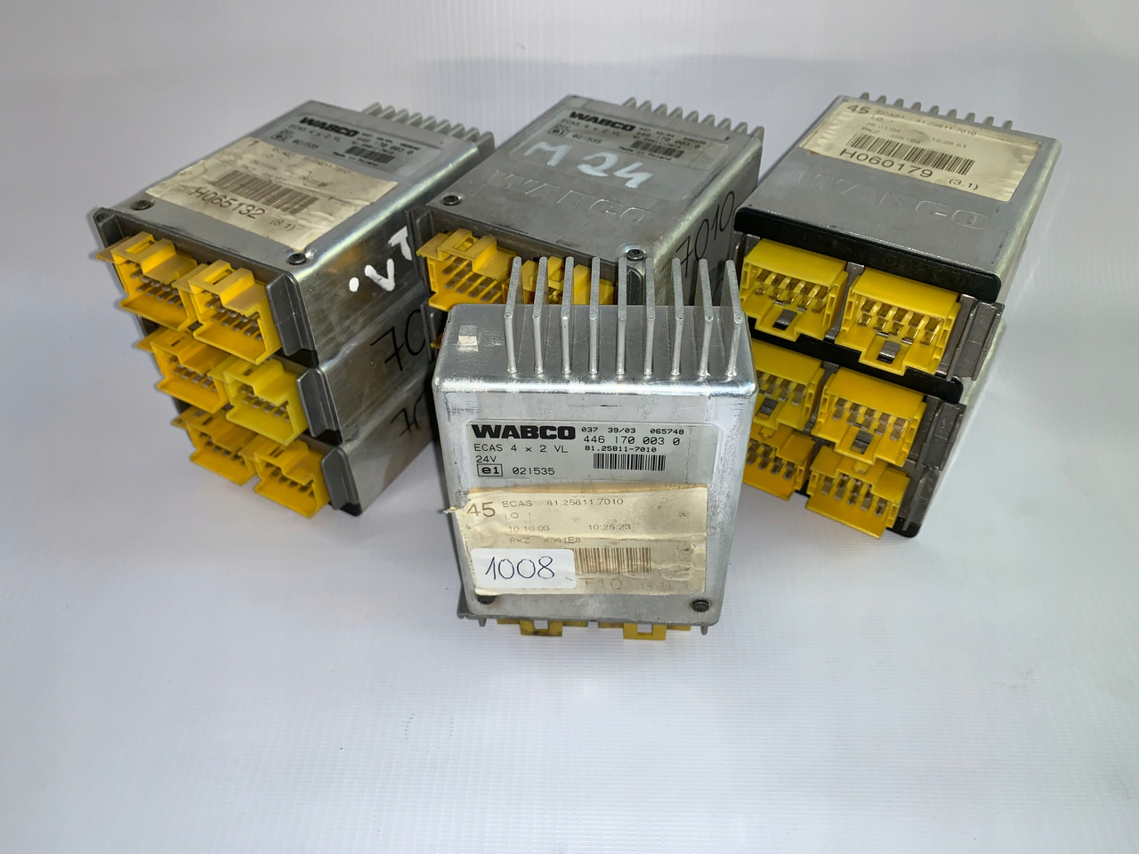 KOMPUTER STEROWNIK ECAS MAN TGA 81258117010 - ECU për Kamioni: foto 1 KOMPUTER STEROWNIK ECAS MAN TGA 81258117010 - ECU për Kamioni: foto 1