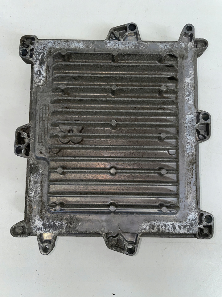 MAN TGX TGS E6 STEROWNIK KOMPUTER SILNIKA EDC 0281020273 - ECU për Kamioni: foto 3 MAN TGX TGS E6 STEROWNIK KOMPUTER SILNIKA EDC 0281020273 - ECU për Kamioni: foto 3