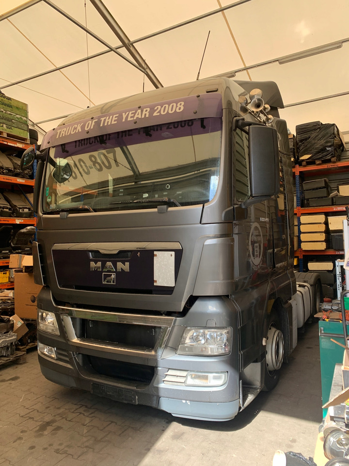 MASKA ATRAPA GRILL POLIK OWIEWKA MAN TGX - Kofano për Kamioni: foto 2 MASKA ATRAPA GRILL POLIK OWIEWKA MAN TGX - Kofano për Kamioni: foto 2