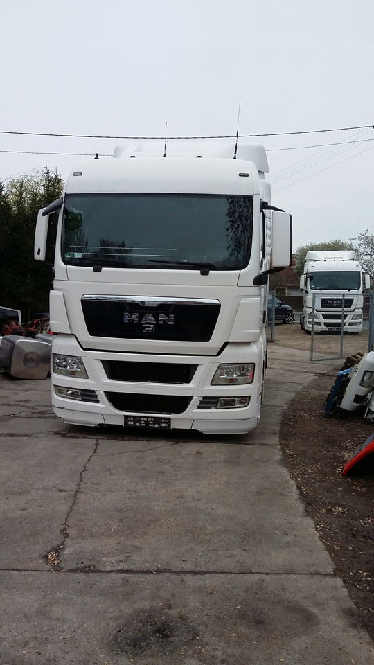 MASKA ATRAPA GRILL POLIK OWIEWKA MAN TGX - Kofano për Kamioni: foto 1 MASKA ATRAPA GRILL POLIK OWIEWKA MAN TGX - Kofano për Kamioni: foto 1