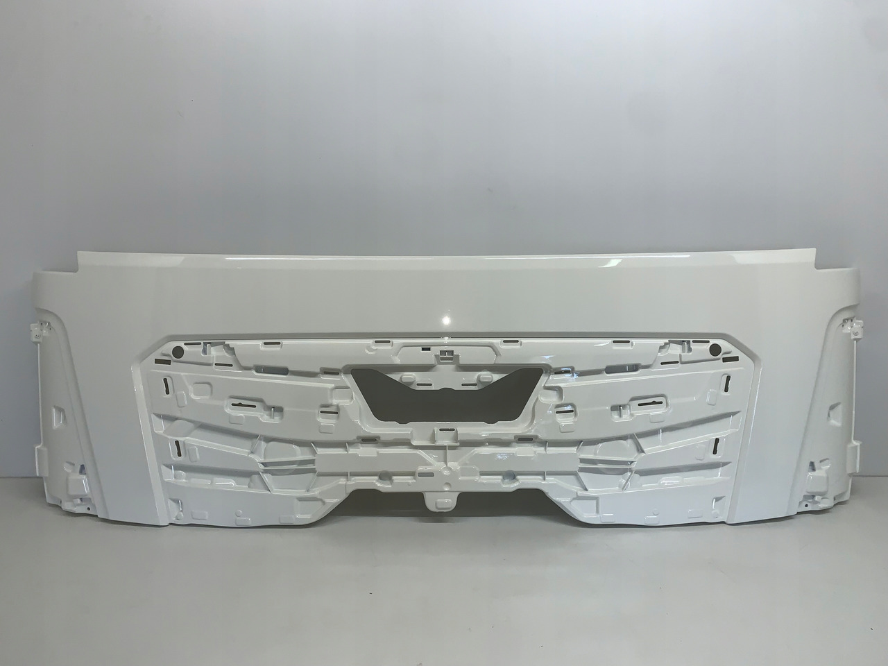 MASKA ATRAPA MAN TGL TGM TG3 TGS NOWY MODEL 2021 RAL 9010 - Kofano për Kamioni: foto 1 MASKA ATRAPA MAN TGL TGM TG3 TGS NOWY MODEL 2021 RAL 9010 - Kofano për Kamioni: foto 1