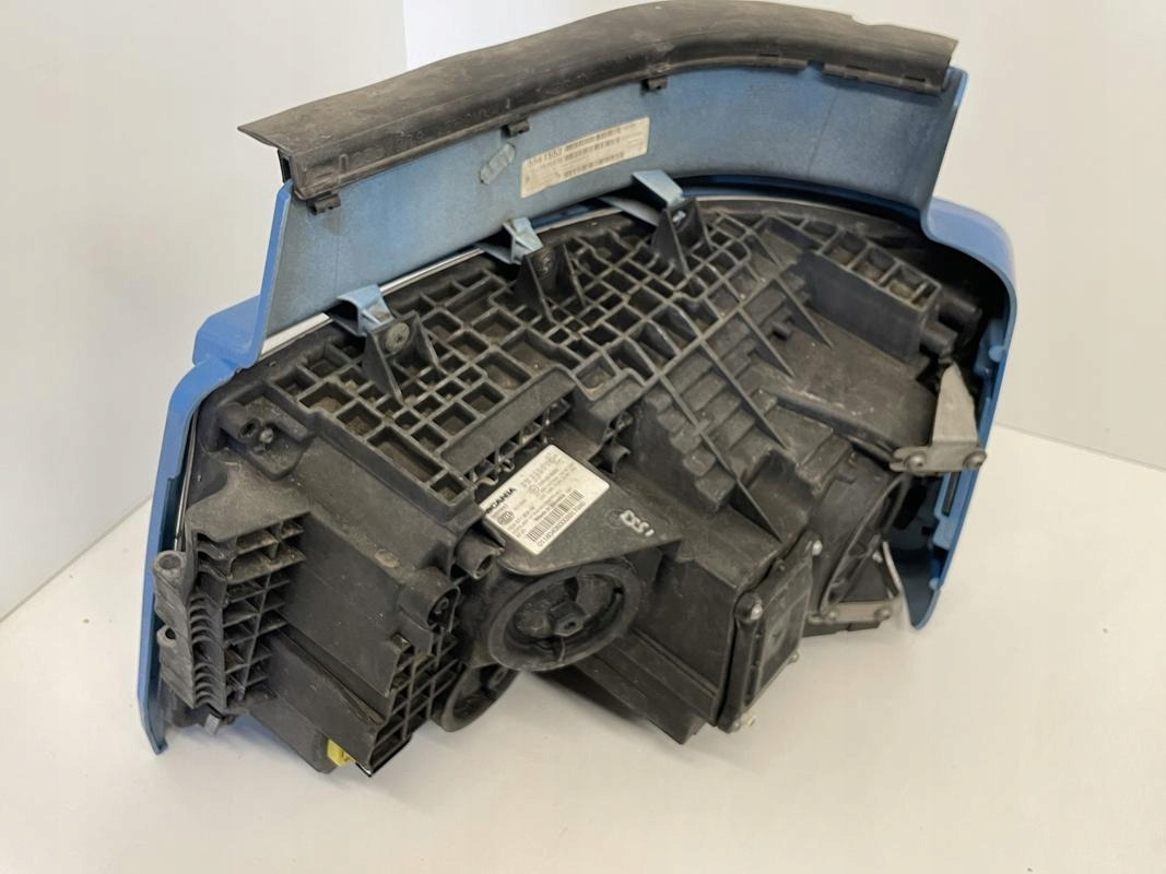 PRAWY REFLEKTOR SCANIA S NAKŁADKA OSŁONA LAMPY - Fenerët për Kamioni: foto 3 PRAWY REFLEKTOR SCANIA S NAKŁADKA OSŁONA LAMPY - Fenerët për Kamioni: foto 3