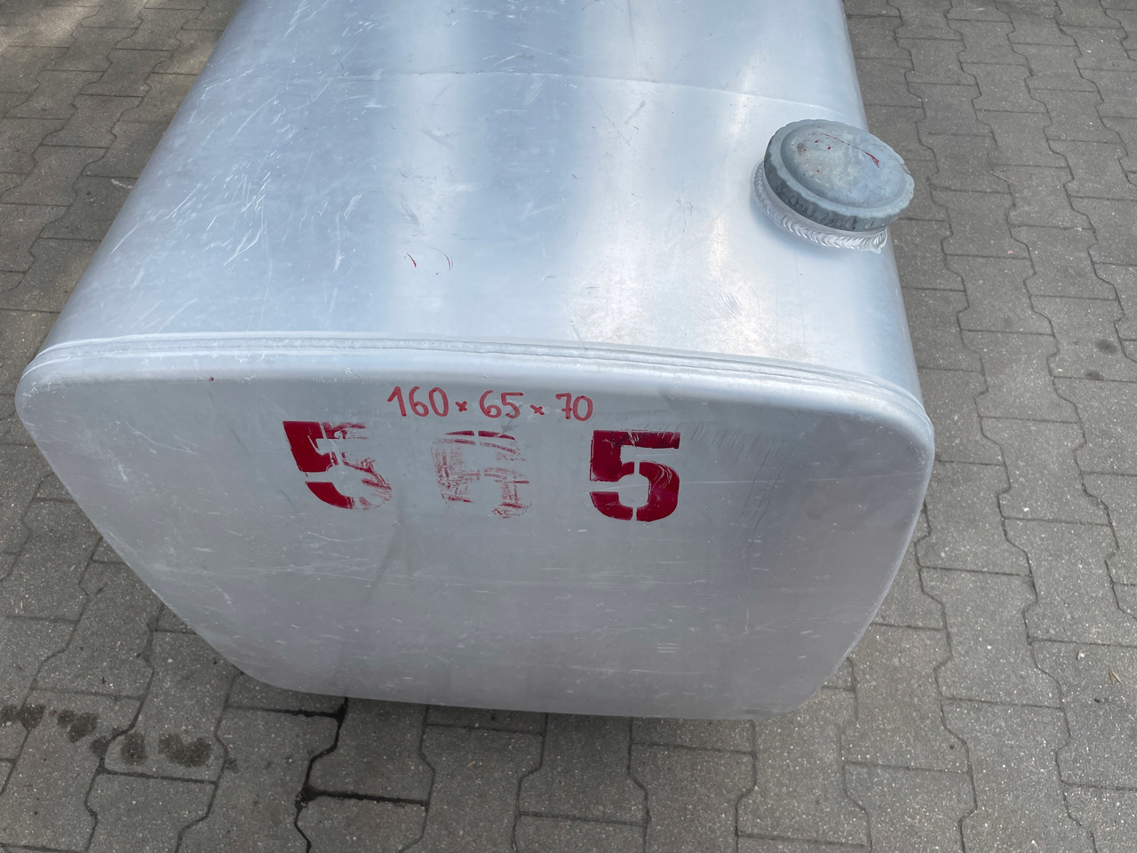 ZBIORNIK PALIWA VOLVO FH 12 FH12 20393553 - Serbatori i karburantit për Kamioni: foto 3 ZBIORNIK PALIWA VOLVO FH 12 FH12 20393553 - Serbatori i karburantit për Kamioni: foto 3