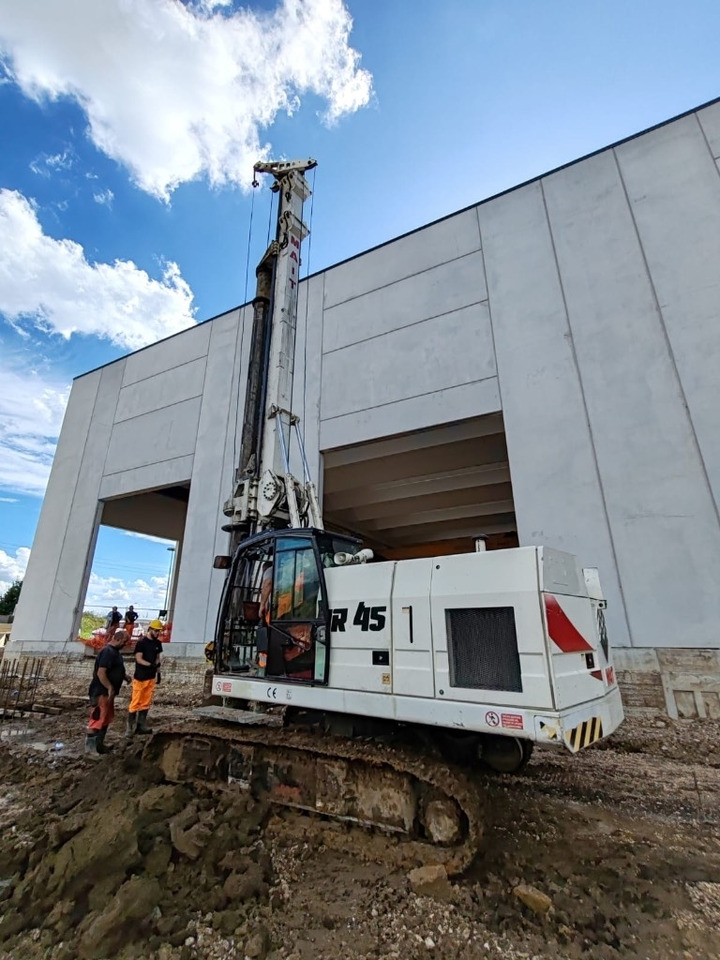 Mait HR45 - Ngulës pilotash: foto 3 Mait HR45 - Ngulës pilotash: foto 3