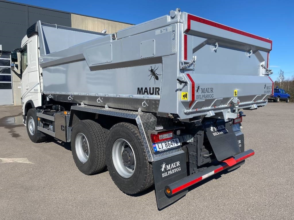 Volvo FH 540 - Kamion vetëshkarkues: foto 4 Volvo FH 540 - Kamion vetëshkarkues: foto 4