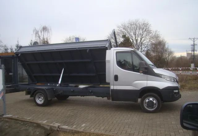 Iveco DAILY 50 C 17  3-STRONNA WYWROTKA 4.80M 3.5T - Kamioncine vetëshkarkuese: foto 5 Iveco DAILY 50 C 17  3-STRONNA WYWROTKA 4.80M 3.5T - Kamioncine vetëshkarkuese: foto 5