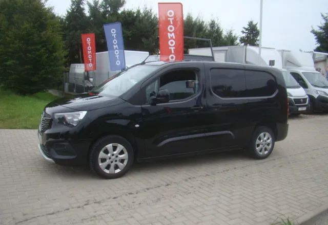 Opel COMBO 1.5D MAXI FUL OPCJA WYPOSAŻENIA - Furgon i vogël: foto 2 Opel COMBO 1.5D MAXI FUL OPCJA WYPOSAŻENIA - Furgon i vogël: foto 2