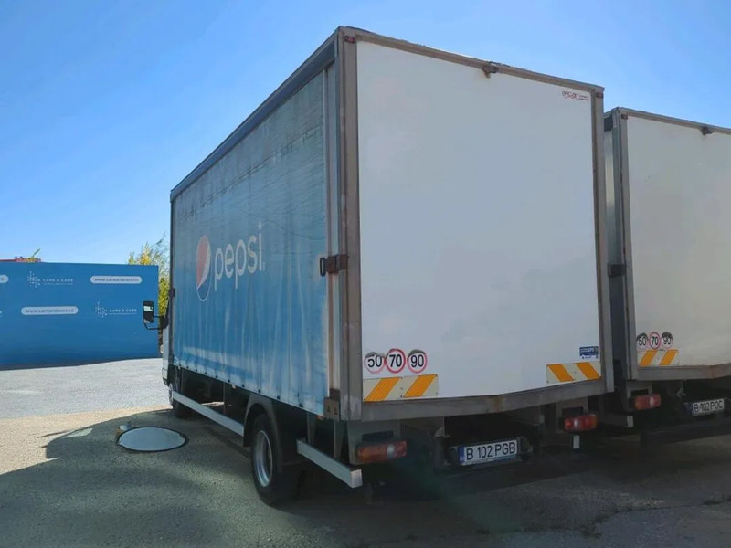 Mitsubishi Fuso Fuso - Kamion vagonetë: foto 3 Mitsubishi Fuso Fuso - Kamion vagonetë: foto 3