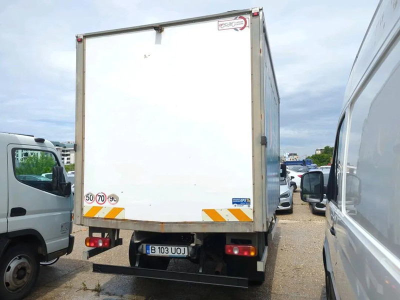 Mitsubishi Fuso Fuso - Kamion vagonetë: foto 4 Mitsubishi Fuso Fuso - Kamion vagonetë: foto 4