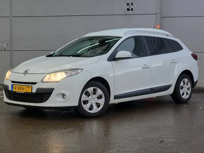 Renault Mégane 1.5 DCI - Furgon i vogël: foto 1 Renault Mégane 1.5 DCI - Furgon i vogël: foto 1