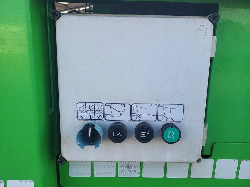 Volvo FE 320 - Kamion mbeturinash: foto 4 Volvo FE 320 - Kamion mbeturinash: foto 4