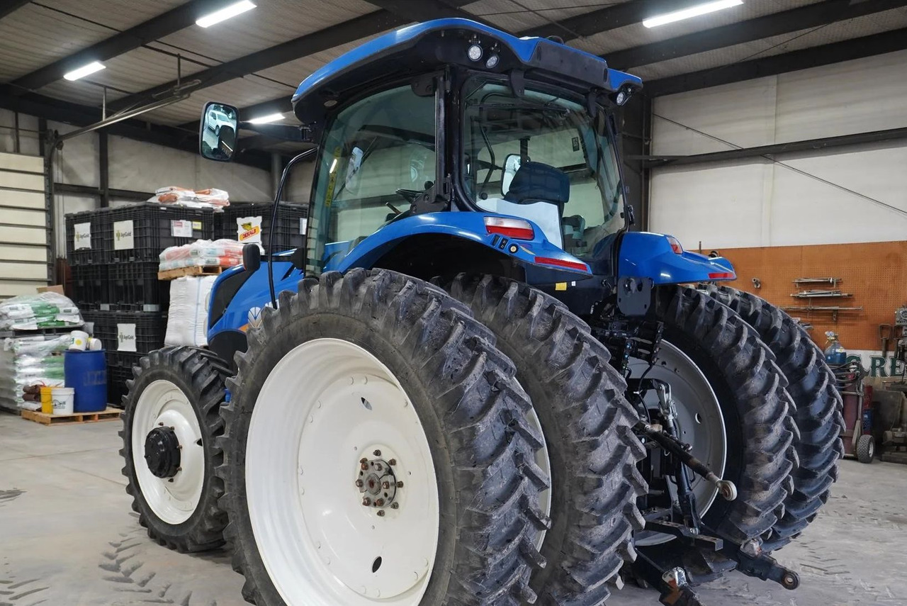 NEW HOLLAND T7.210 - Traktor: foto 3 NEW HOLLAND T7.210 - Traktor: foto 3