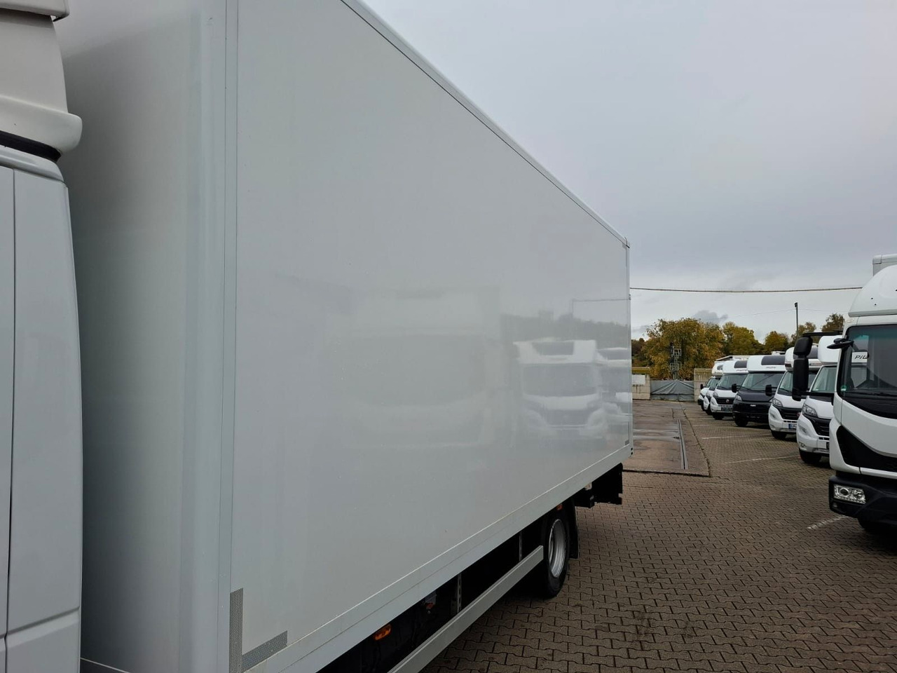 Iveco ML75-210P,LBW,Klima,Automatik,Spoiler, - Kamion vagonetë: foto 5 Iveco ML75-210P,LBW,Klima,Automatik,Spoiler, - Kamion vagonetë: foto 5