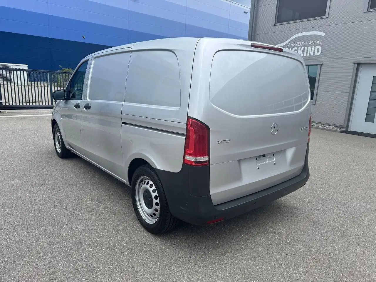 Mercedes-Benz Vito 114 CDI Kompakt Silber Klima Bott - Furgon: foto 5 Mercedes-Benz Vito 114 CDI Kompakt Silber Klima Bott - Furgon: foto 5