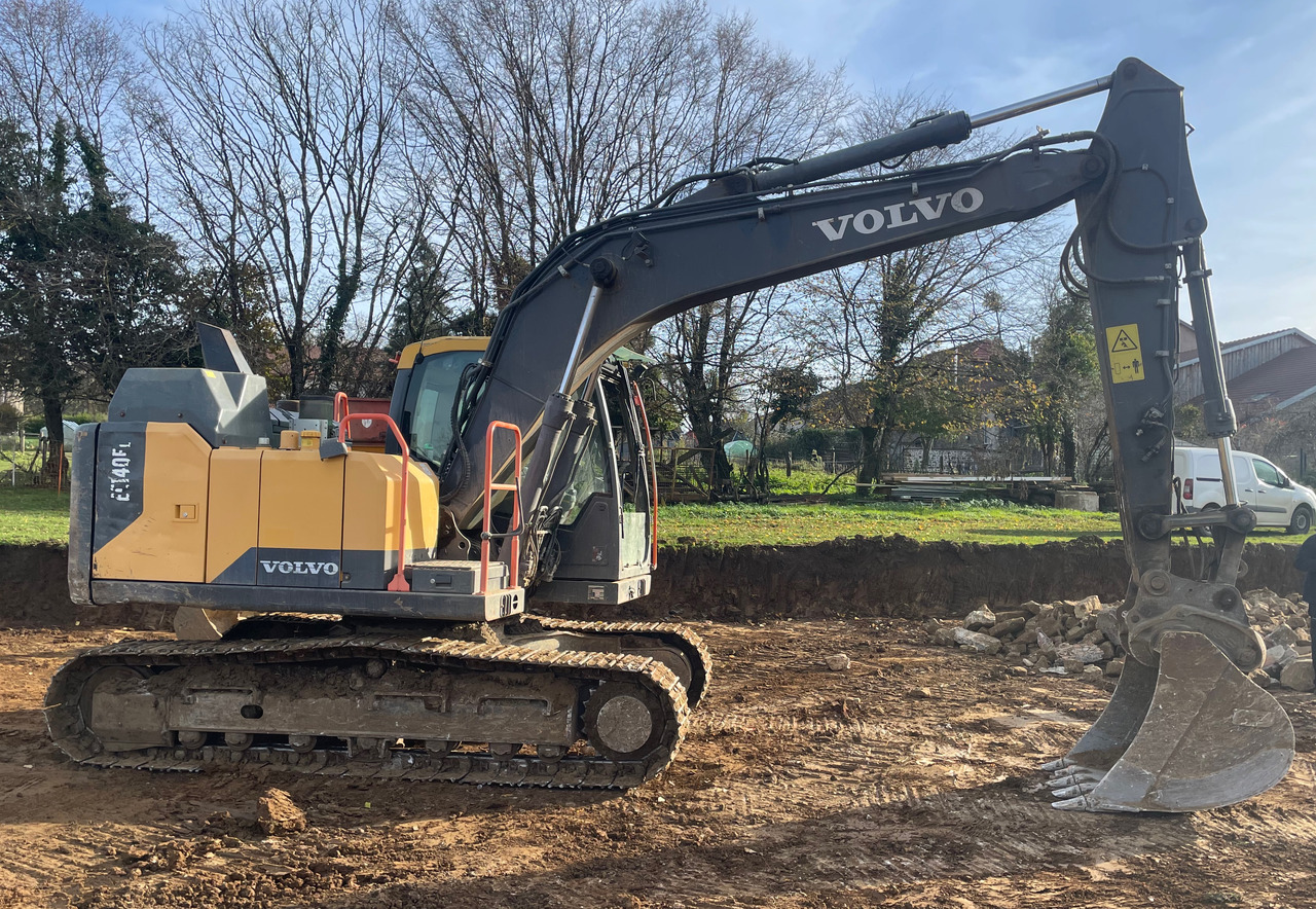 VOLVO EC140EL - Makineri ndërtimi: foto 1 VOLVO EC140EL - Makineri ndërtimi: foto 1