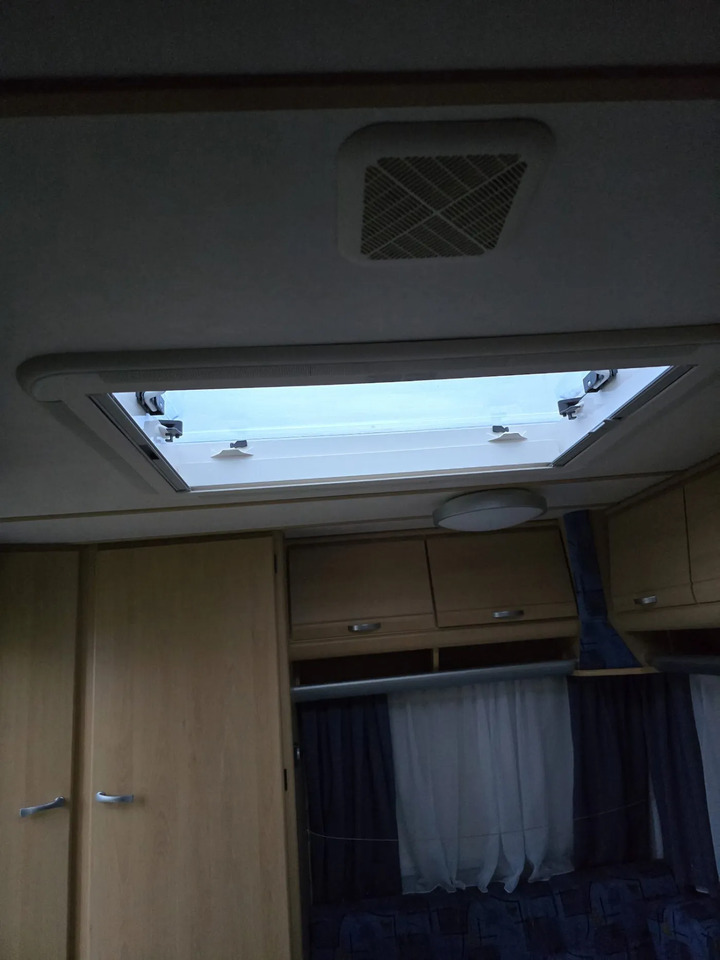 Wohnwagen TEC Tour 445 TDF Mover, Markise, Dusche - Rulot: foto 5 Wohnwagen TEC Tour 445 TDF Mover, Markise, Dusche - Rulot: foto 5