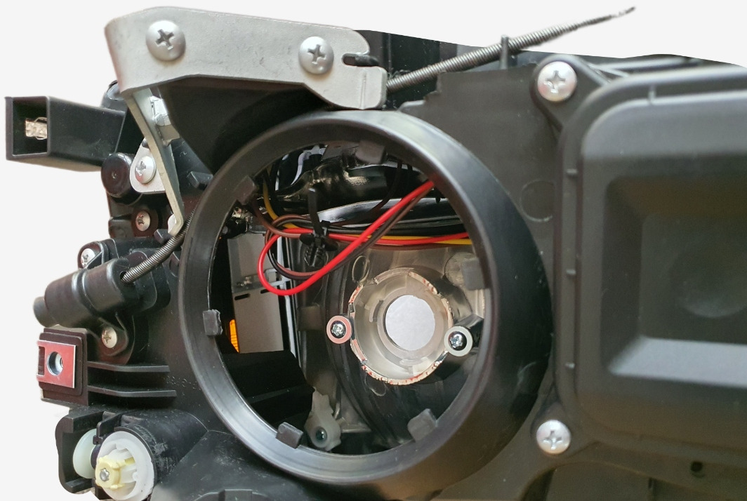 NOWY REFLEKTOR PRAWY SCANIA L,P,G,R,S - Fenerët për Kamioni: foto 4 NOWY REFLEKTOR PRAWY SCANIA L,P,G,R,S - Fenerët për Kamioni: foto 4