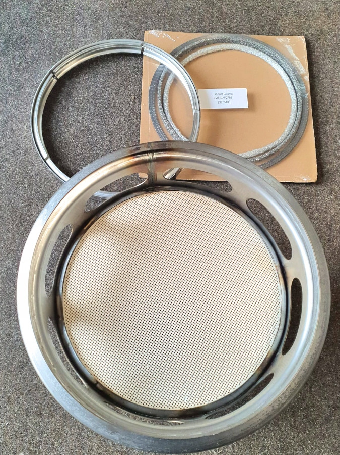 Nowy DPF + Zestaw Uszczelek DAF XF106 480 EURO 6 POLIFT + RABAT - Sistemi i shkarkimit për Kamioni: foto 2 Nowy DPF + Zestaw Uszczelek DAF XF106 480 EURO 6 POLIFT + RABAT - Sistemi i shkarkimit për Kamioni: foto 2