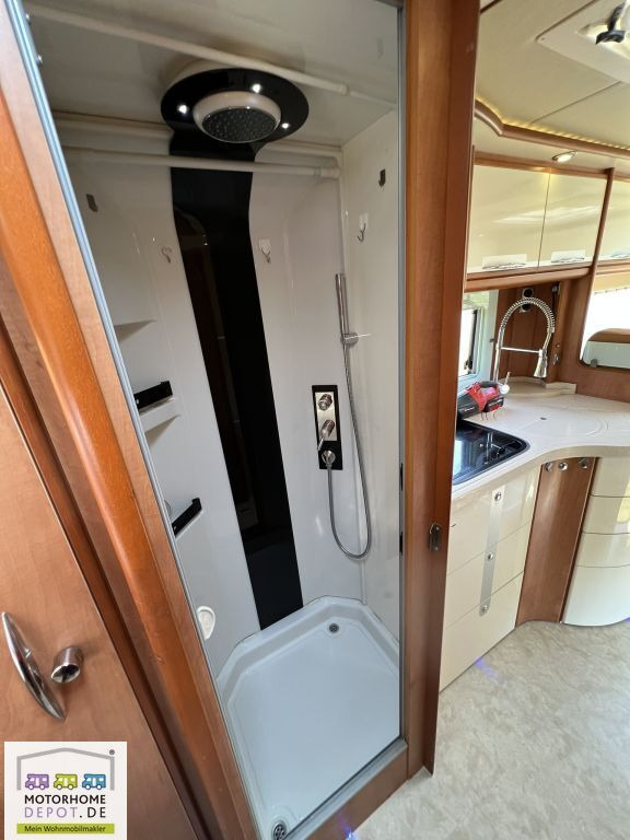 Kamper i integruar Carthago Liner 62 LE viele Extras - hohe Autarkie: foto 10 Kamper i integruar Carthago Liner 62 LE viele Extras - hohe Autarkie: foto 10