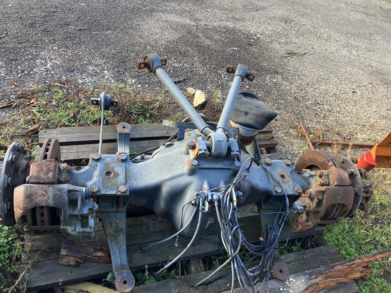 MERCEDES-BENZ Axor - Aksi i pasmë për Kamioni: foto 3 MERCEDES-BENZ Axor - Aksi i pasmë për Kamioni: foto 3