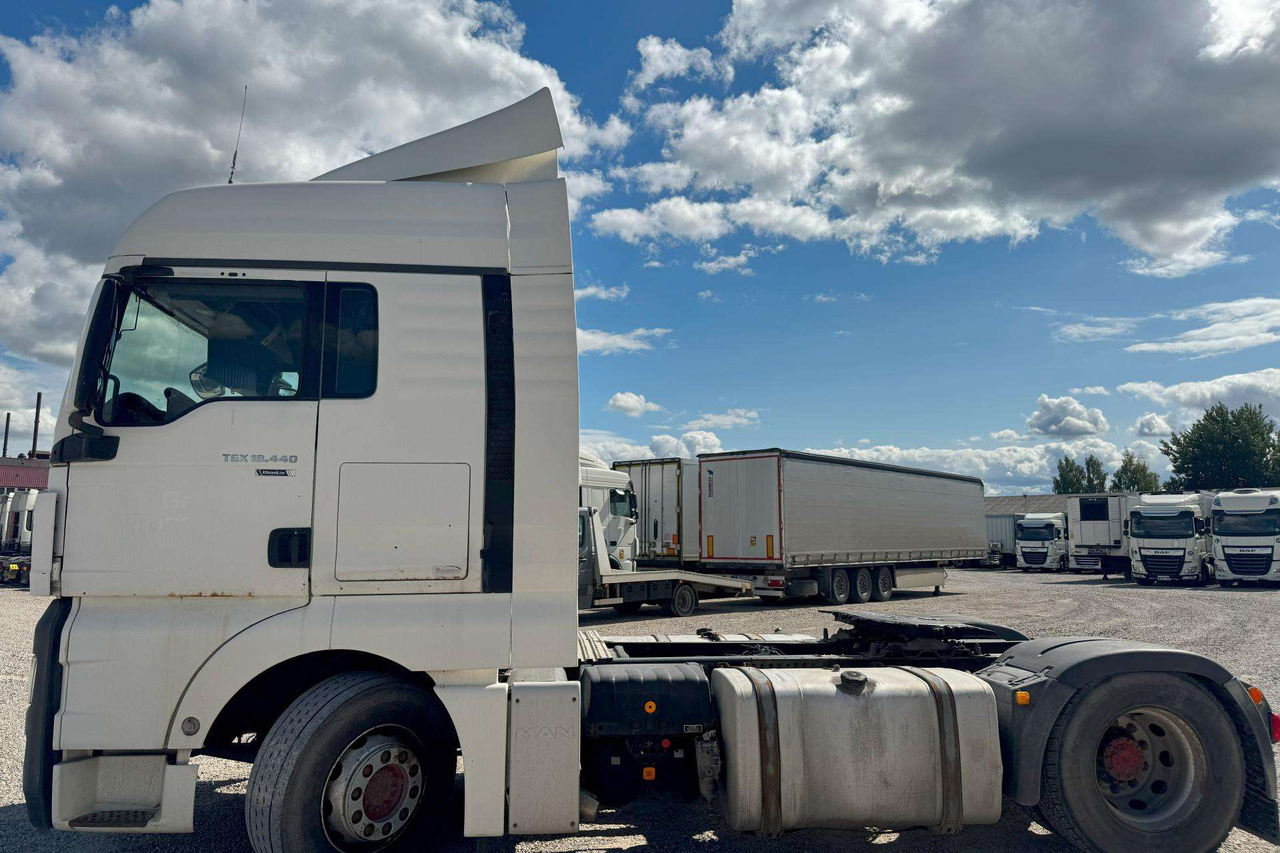 MAN TGX - Gjysmë-kamion: foto 4 MAN TGX - Gjysmë-kamion: foto 4