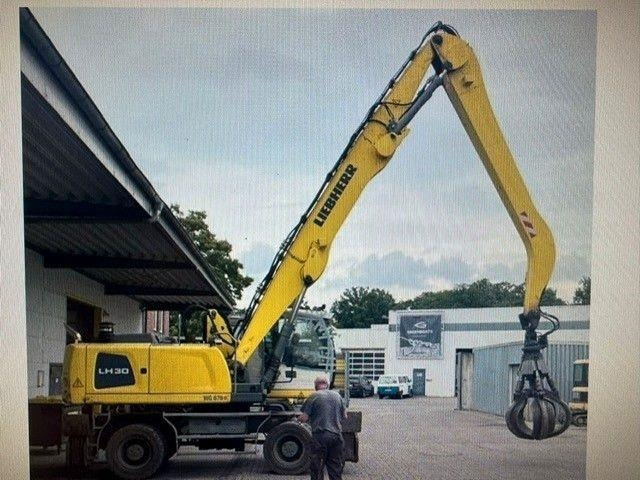 Liebherr LH30M - Ekskavator me goma: foto 2 Liebherr LH30M - Ekskavator me goma: foto 2