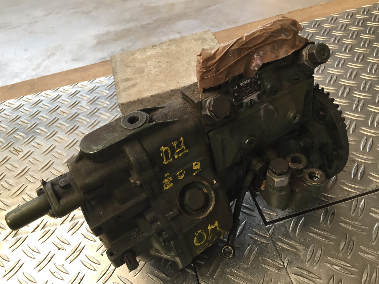 Gebrauchte Einspritzpumpe DB 209 Typ OM 364, Bosch - Nr. : 0 400 844 087 - Pompa e karburantit për Kamioni: foto 3 Gebrauchte Einspritzpumpe DB 209 Typ OM 364, Bosch - Nr. : 0 400 844 087 - Pompa e karburantit për Kamioni: foto 3