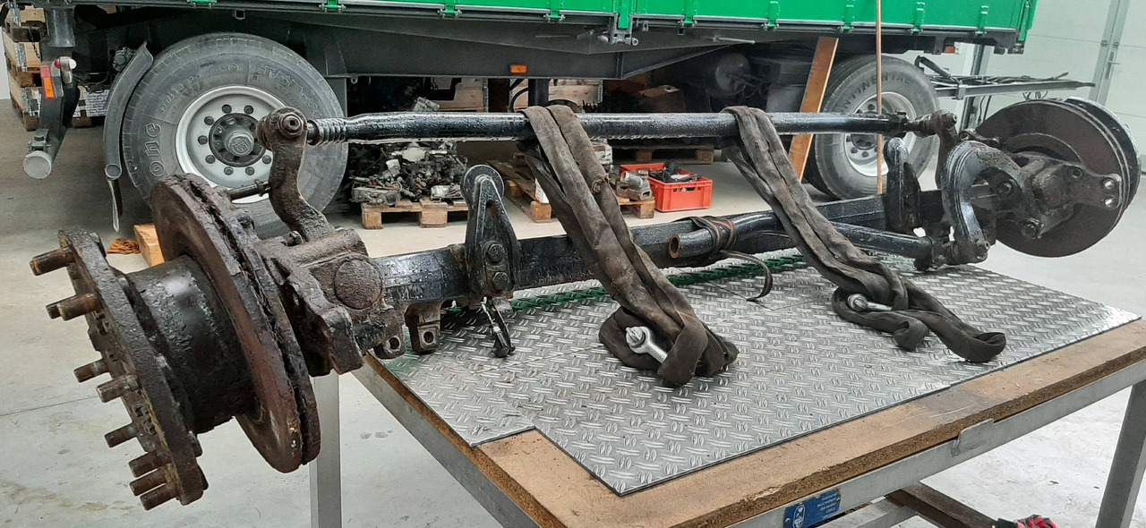 Gebrauchte MAN TGX 26.440 XXL, Vorderachse, Artikel - Nr. : 81.44001 - 7045 - Aksi i përparmë për Kamioni: foto 2 Gebrauchte MAN TGX 26.440 XXL, Vorderachse, Artikel - Nr. : 81.44001 - 7045 - Aksi i përparmë për Kamioni: foto 2