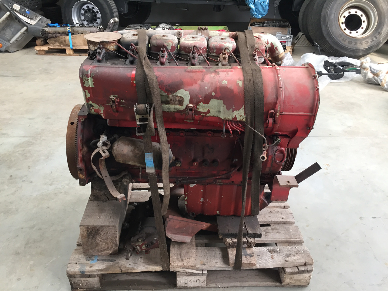 Gebrauchter Motor DEUTZ, 6 - Zylinder, Typ : F 6 L 913, Artikel - Nr. : 81.99999 - 9999 - Motori për Kamioni: foto 4 Gebrauchter Motor DEUTZ, 6 - Zylinder, Typ : F 6 L 913, Artikel - Nr. : 81.99999 - 9999 - Motori për Kamioni: foto 4