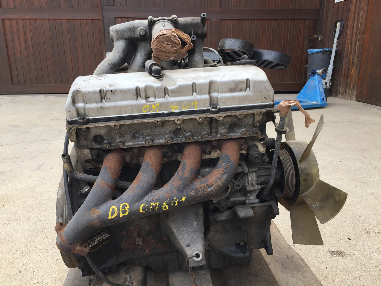 Gebrauchter Motor MB 208, Motortyp : OM 601, Artikel - Nr. : 81.9999 - 9999 - Motori për Kamioni: foto 1 Gebrauchter Motor MB 208, Motortyp : OM 601, Artikel - Nr. : 81.9999 - 9999 - Motori për Kamioni: foto 1