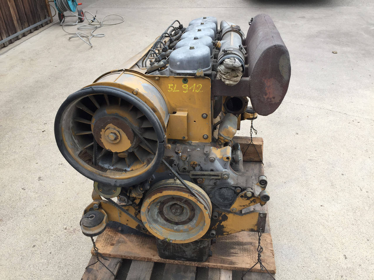 Gebrauchter Motor Magirus Deutz, Motor Typ : F5L 912, Artikel - Nr. : A 9999 9999 99 - Motori për Kamioni: foto 1 Gebrauchter Motor Magirus Deutz, Motor Typ : F5L 912, Artikel - Nr. : A 9999 9999 99 - Motori për Kamioni: foto 1