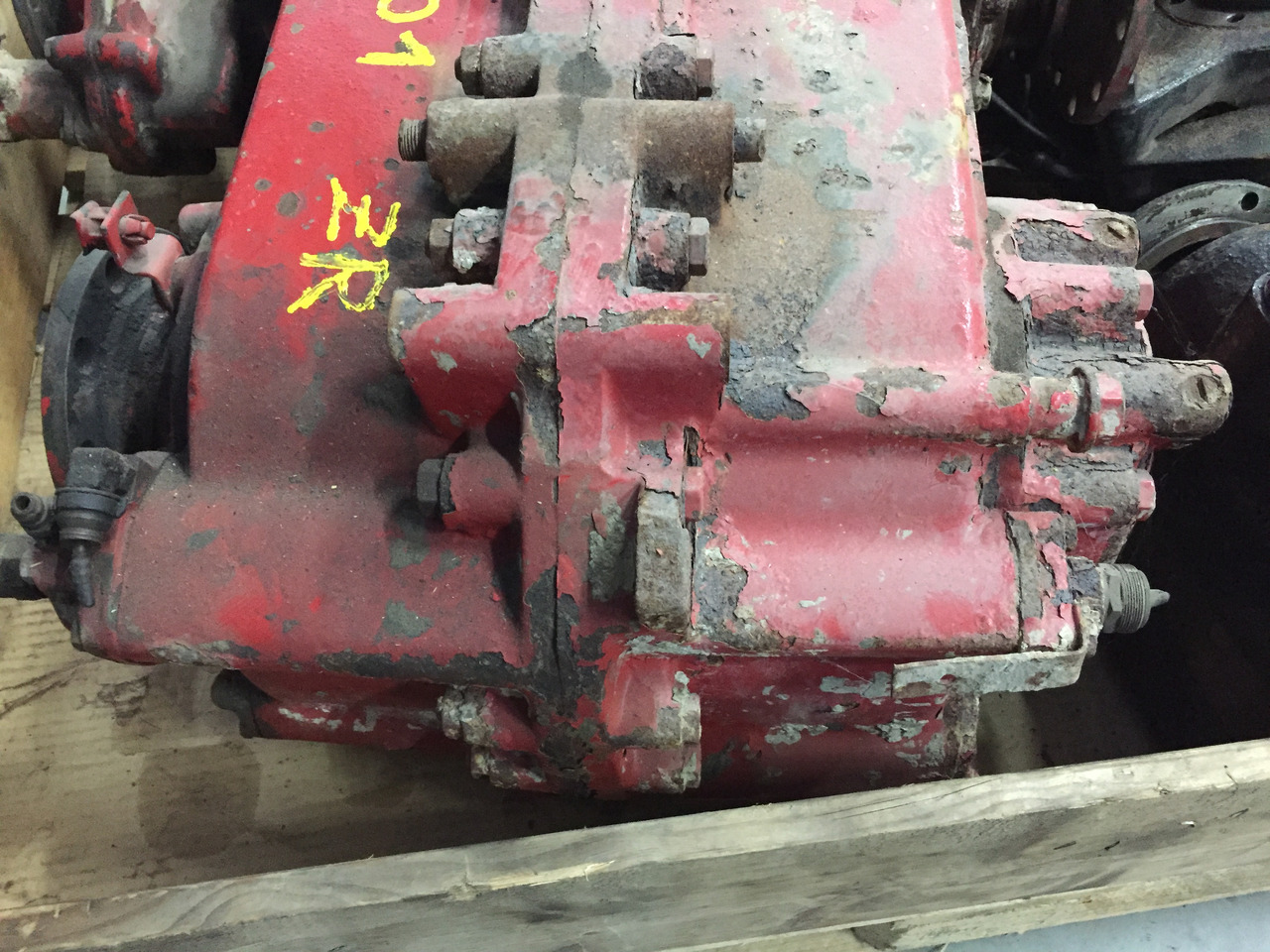 Gebrauchtes MAN 801 Verteilergetriebe, Artikel - Nr. : 81.9999 - 9999 - Kutia e marsheve për Kamioni: foto 2 Gebrauchtes MAN 801 Verteilergetriebe, Artikel - Nr. : 81.9999 - 9999 - Kutia e marsheve për Kamioni: foto 2